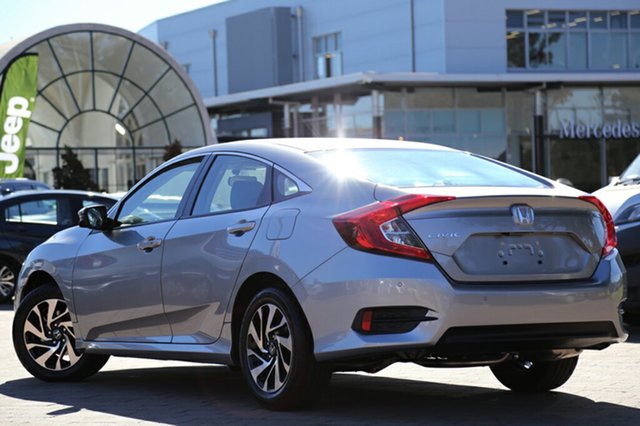 2018 Honda Civic VTi-S LUXE Sedan