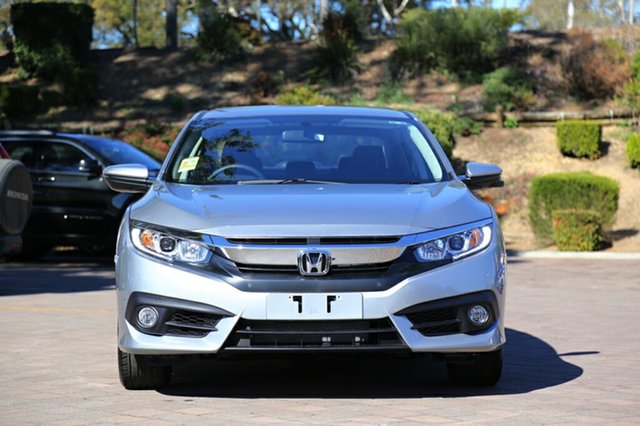 2018 Honda Civic VTi-S LUXE Sedan