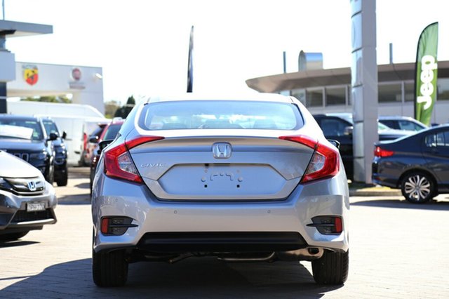 2018 Honda Civic VTi-S LUXE Sedan