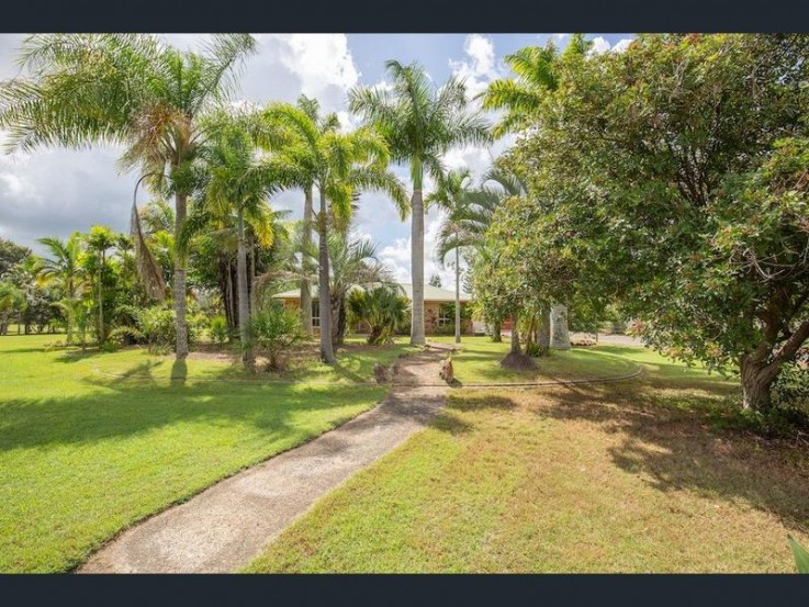 22 Mark Road Branyan Qld 4670