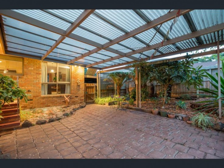 8 Dulgai Court Frankston Vic 3199