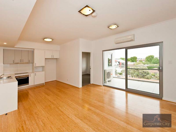 28/211 Beaufort Street @$450 per week