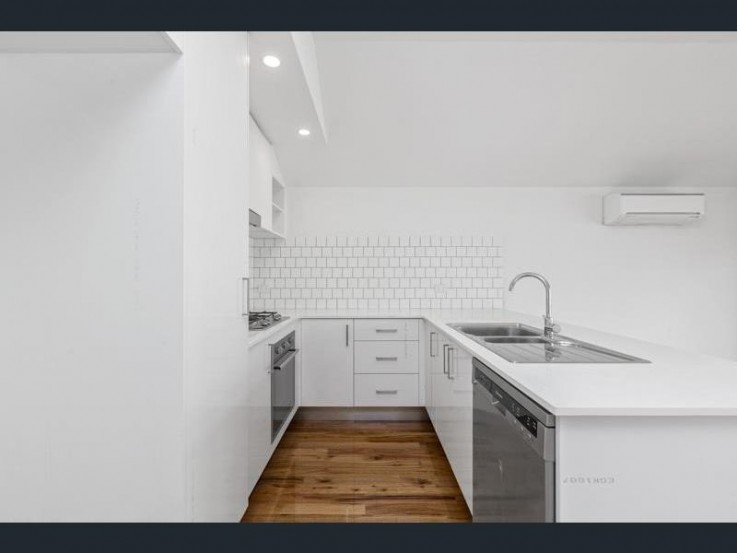 3 Princess Street @$665 per week