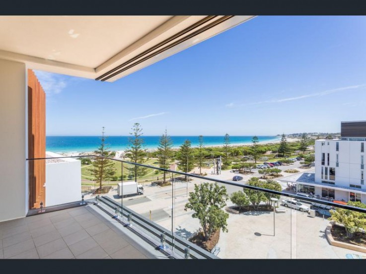 501/21 Freeman Loop North Fremantle WA 6