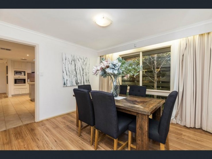 2 Burramine Road Glen Waverley Vic 3150