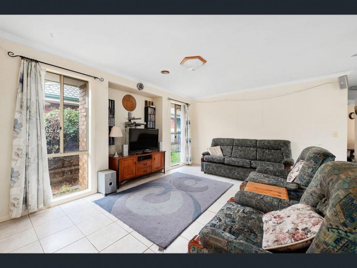 8 Elizabeth Street Bayswater Vic 3153