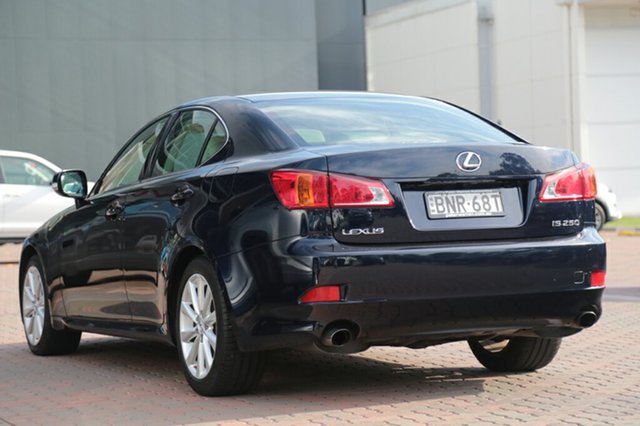 2010 Lexus IS250 Prestige Sedan