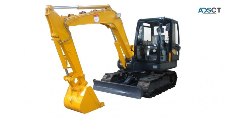 Excavator – 6000kg