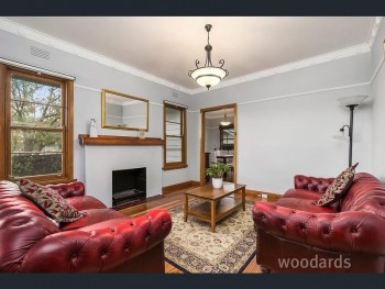 2 Adam Street Murrumbeena Vic 3163