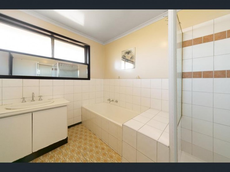 4/120 Kelvinside Road Noble Park Vic 317