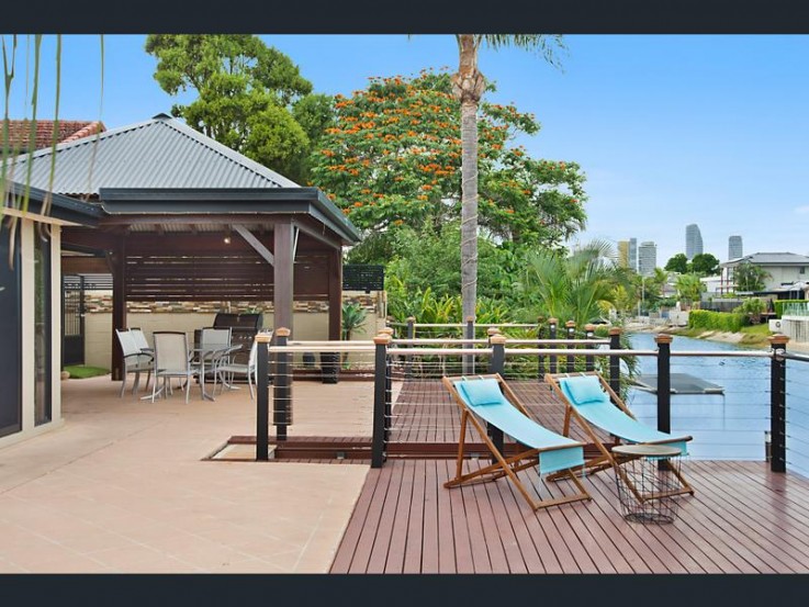 6 Monte Vista Court Broadbeach Waters Ql