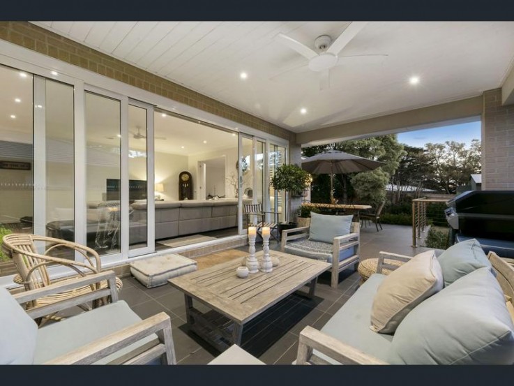 26 Roehampton Crescent Mount Eliza Vic 3