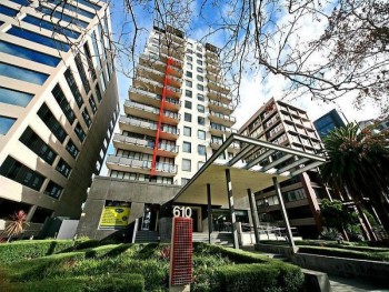 1414/610 St Kilda Road @ $465 per week