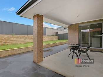 10 Thorpe Cct Oran Park NSW 2570