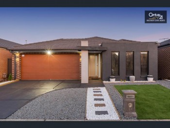 24 Hawkstone Road Manor Lakes Vic 3024