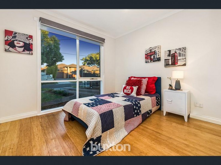 1/3 Tamar Grove Oakleigh Vic 3166