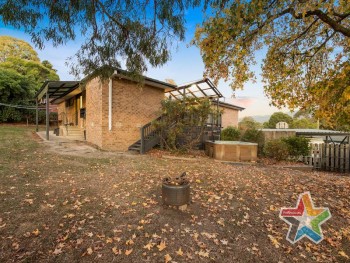 12 Cradley Court Kilsyth Vic 3137 Bedroo