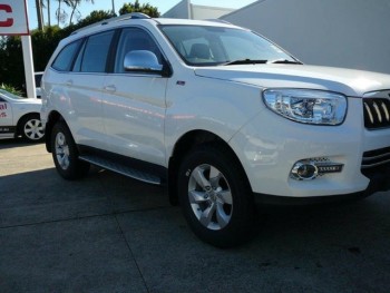 2017 Foton Sauvana White Wagon