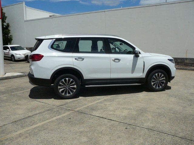 2017 LDV D90 Deluxe (2WD) White 6 Speed 