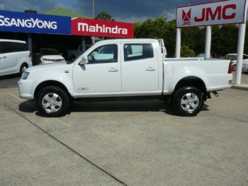 2017 Tata Xenon MY15 (4x4) White 5 Speed