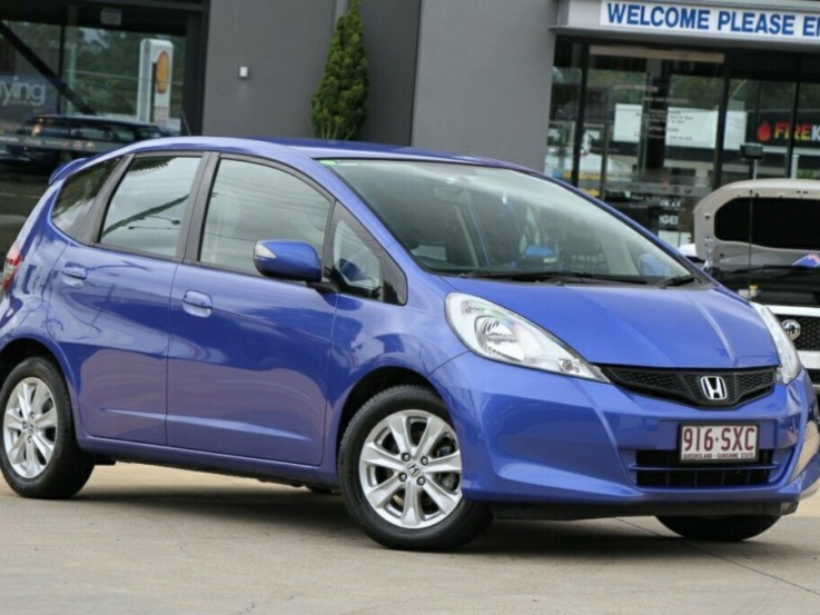 2013 HONDA JAZZ GE VIBE HATCHBACK FOR SA