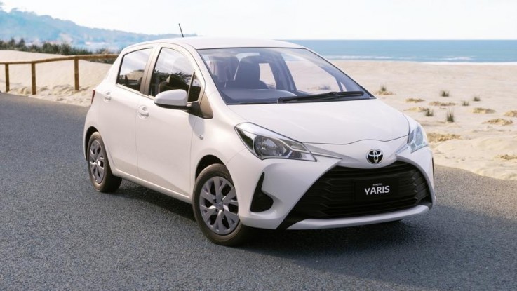 Yaris Ascent Hatch Manual