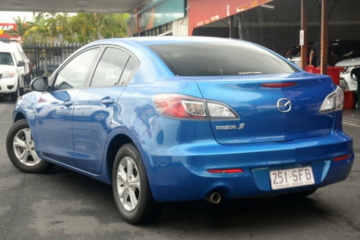 2012 Mazda 3 Neo Activematic