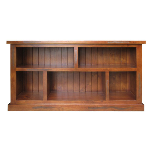 NEW YORK OUTBACK BOOKSHELF