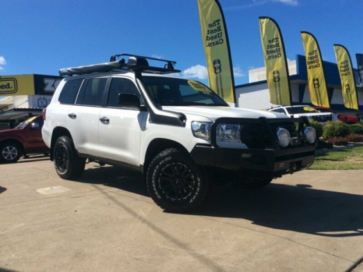 2015 TOYOTA LANDCRUISER GX FOR 