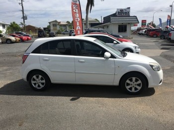 2010 Kia Rio S Hatchback