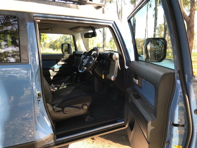 2012 Toyota FJ Cruiser Wagon