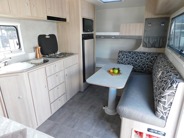 JAYCO FREEDOM CARAVAN