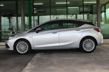 2017 HOLDEN ASTRA R+