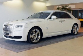 2016 Rolls-Royce Ghost Sedan