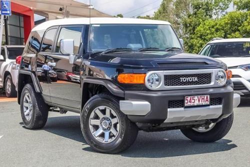 2014 TOYOTA FJ CRUISER