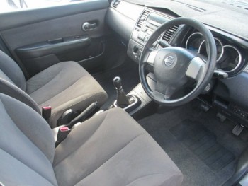 2007 Nissan Tiida Hatchback