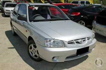 2001 Hyundai Accent GL Manual