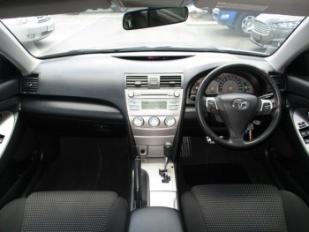 2007 Toyota Camry Sportivo Sedan