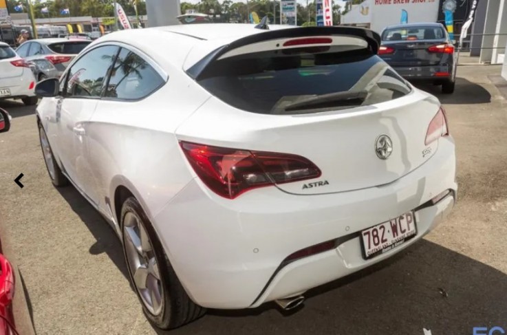 2015 Holden Astra GTC Sport PJ MY 16 Hat