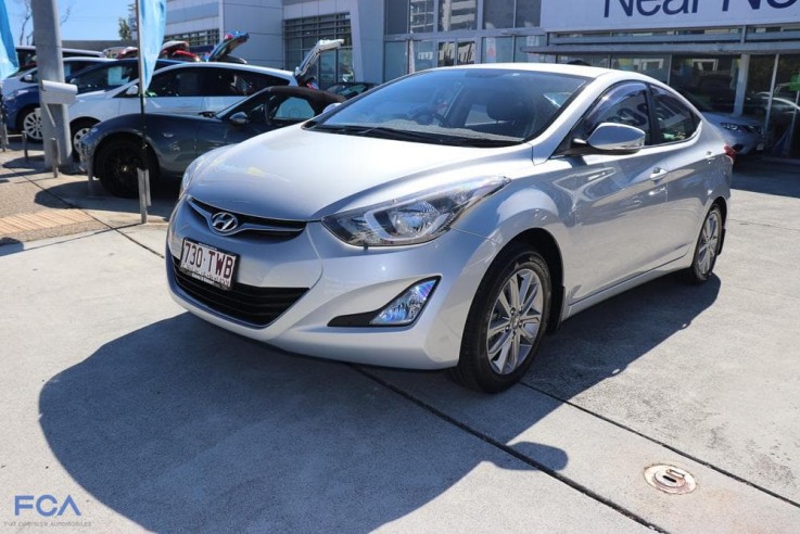 2014 Hyundai Elantra Trophy Sedan