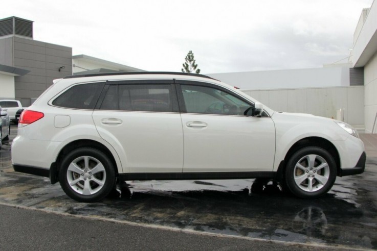 SUBARU OUTBACK B5A MY13 2.0D LINEARTRONI