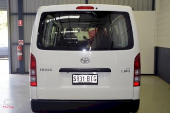 2015 Toyota Hiace TRH201R RWD