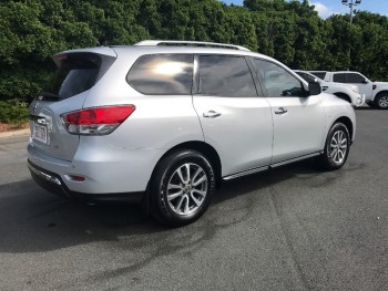 2013 Nissan Pathfinder St Wagon (Silver)