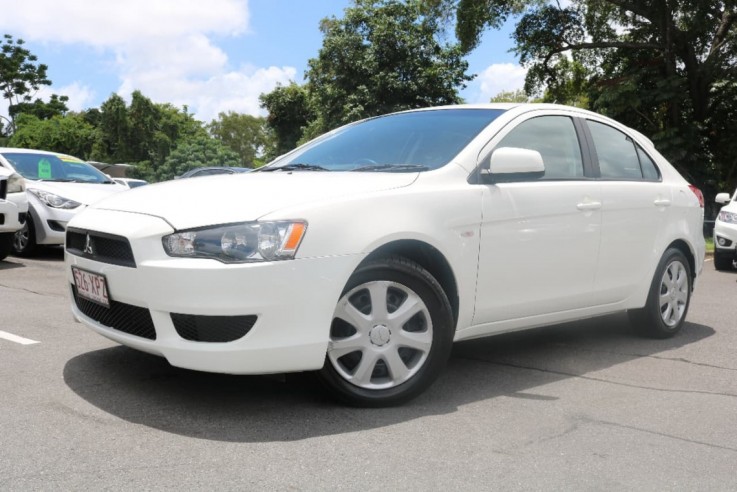 2013 Mitsubishi Lancer  