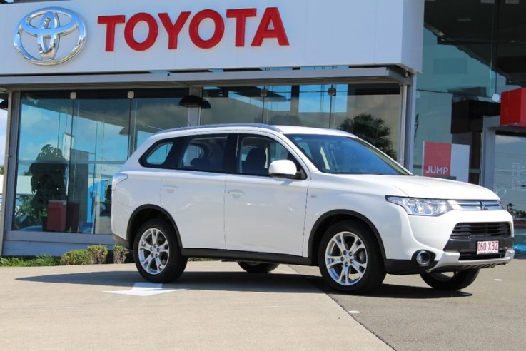 2014 Mitsubishi Outlander Es (4x4) 4d Wa