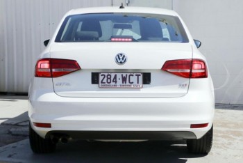 2015 VOLKSWAGEN JETTA 1B 118TSI TRENDLIN