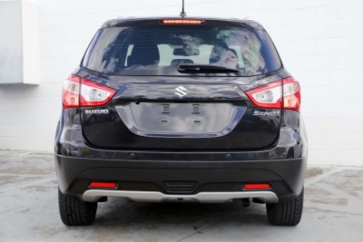 2013 Suzuki S-cross JY GLX Hatchback for