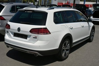 2017 Volkswagen Golf Alltrack DSG 4MOTIO