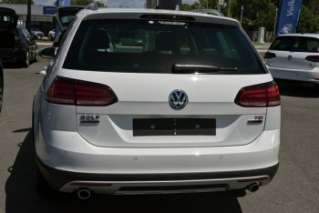 2017 Volkswagen Golf Alltrack DSG 4MOTIO