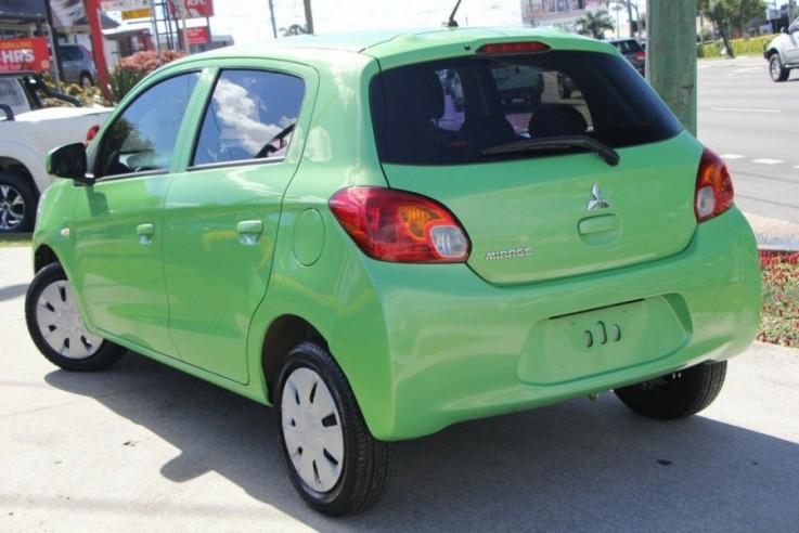 2015 Mitsubishi Mirage ES